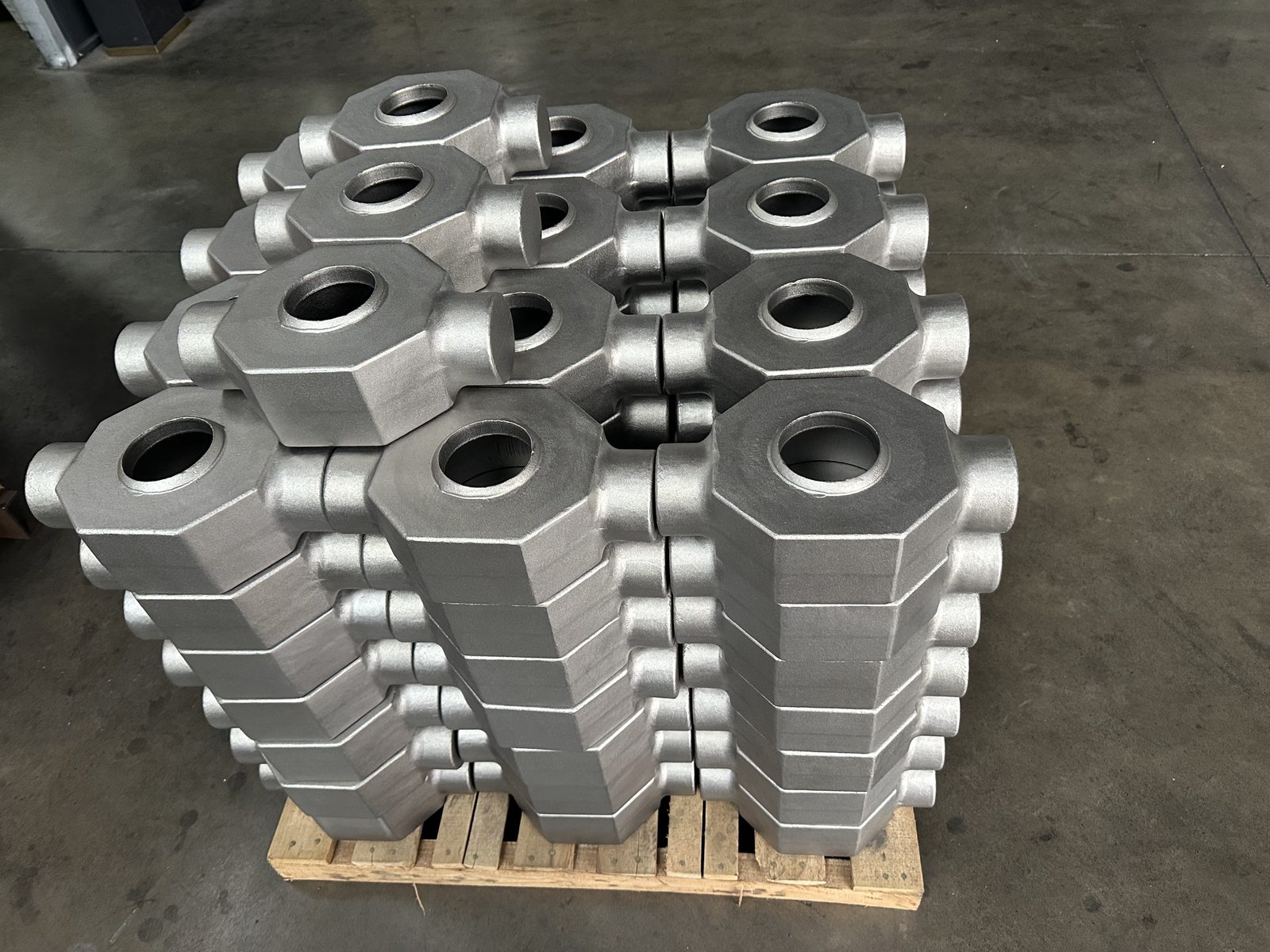 Forged construction machinery part photo 6
