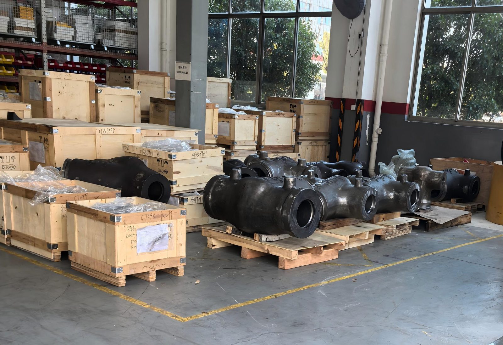 Forged power-station valve part photo 3