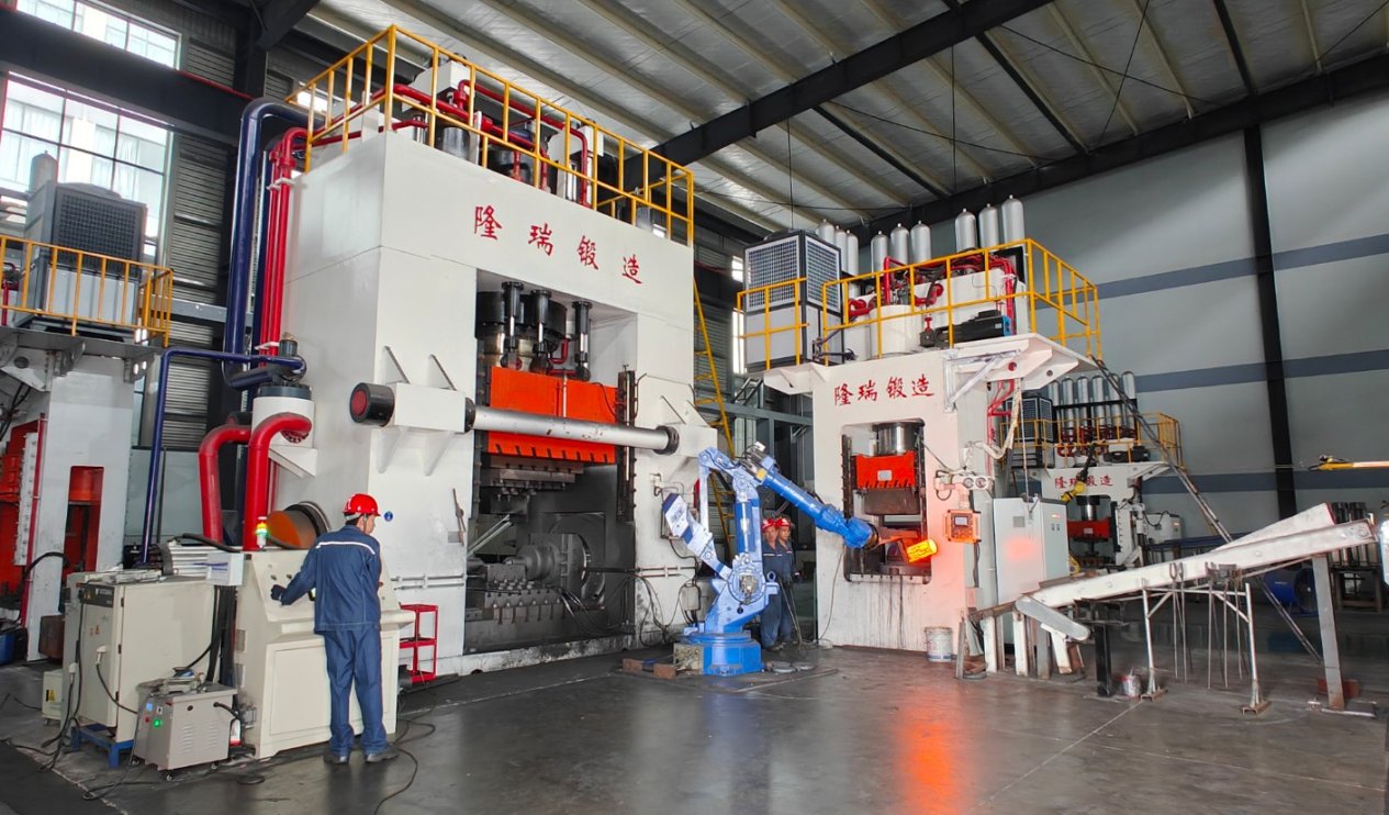 Multi-directional forging press operated by our team in the Longrui workshop
